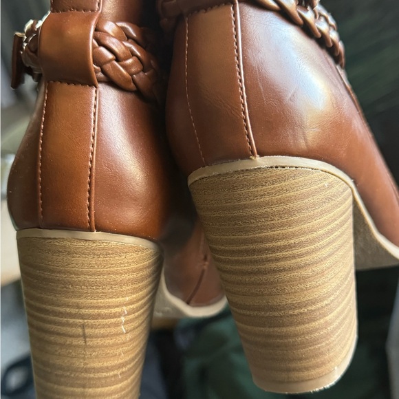 American eagle women’s boots - Picture 10 of 12